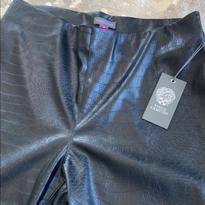 Vince Camuto women’s petite leather style pants
